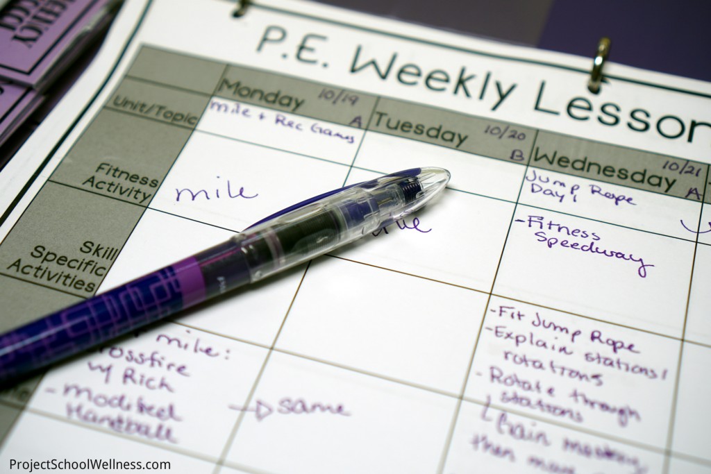 Making lesson planning easier with this PE Weekly Lesson Planner freebie! This is perfect for every PE teacher looking for ways to make lesson and unit planning a more smooth process. Click to download this PE freebie from Project School Wellness!
